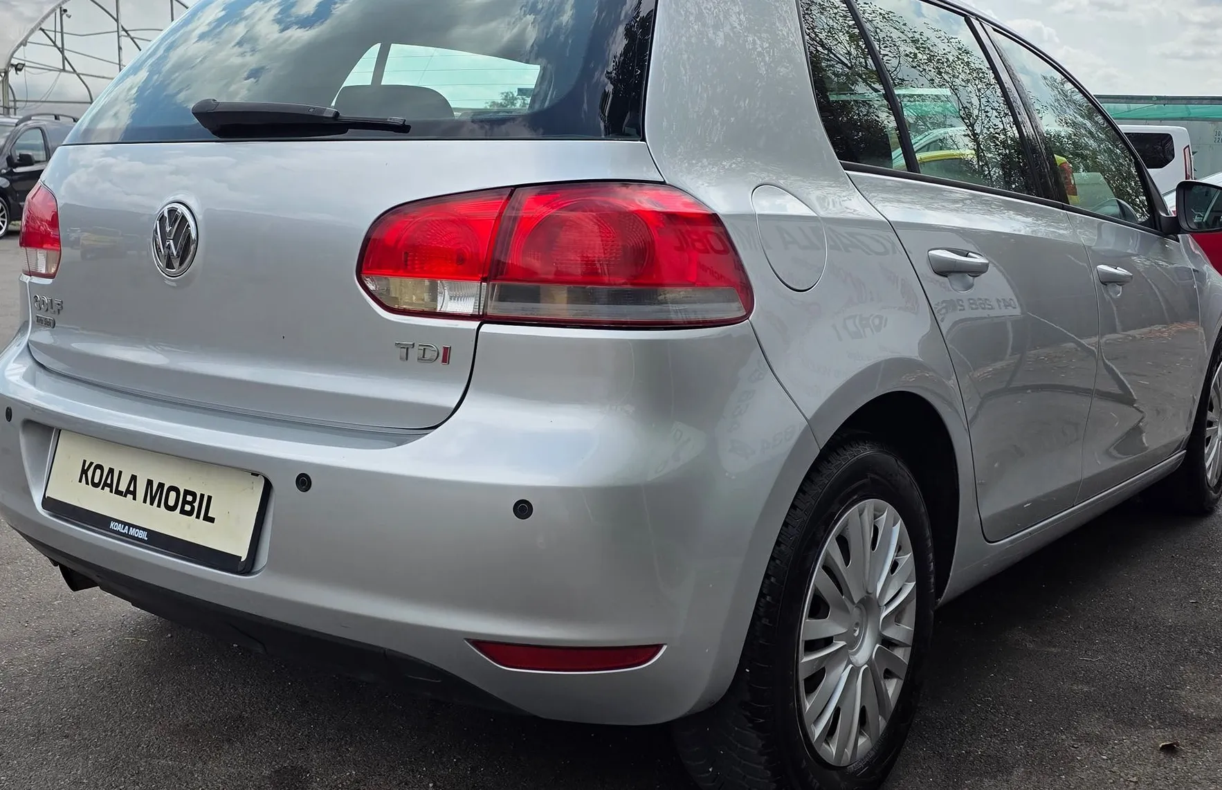 Zunanja slika - Volkswagen Golf - COMFORTLINE 1.6 TDI KLIMA-PDC-2.LASTNIK-SLOVENSKI - 4