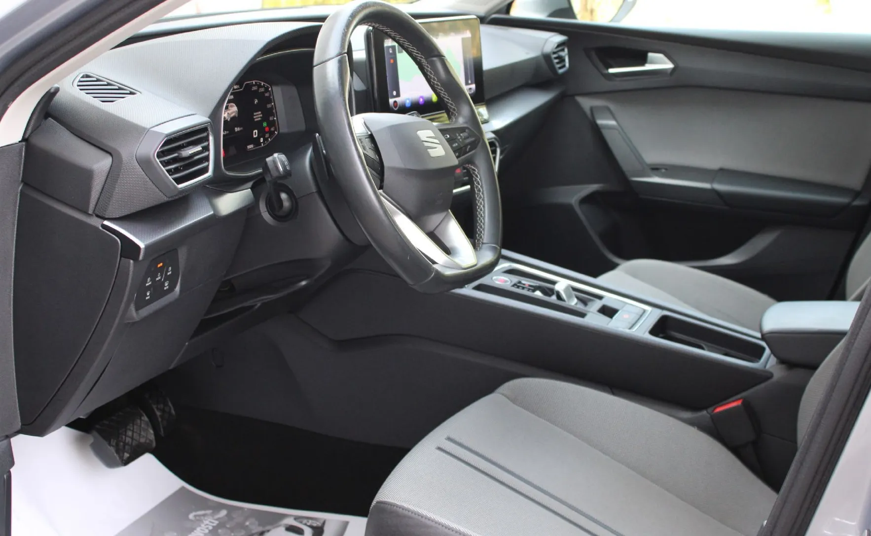 Zunanja slika - Seat Leon - 2.0 TDI 110KW  STYLE BUSINES DSG7 - 14