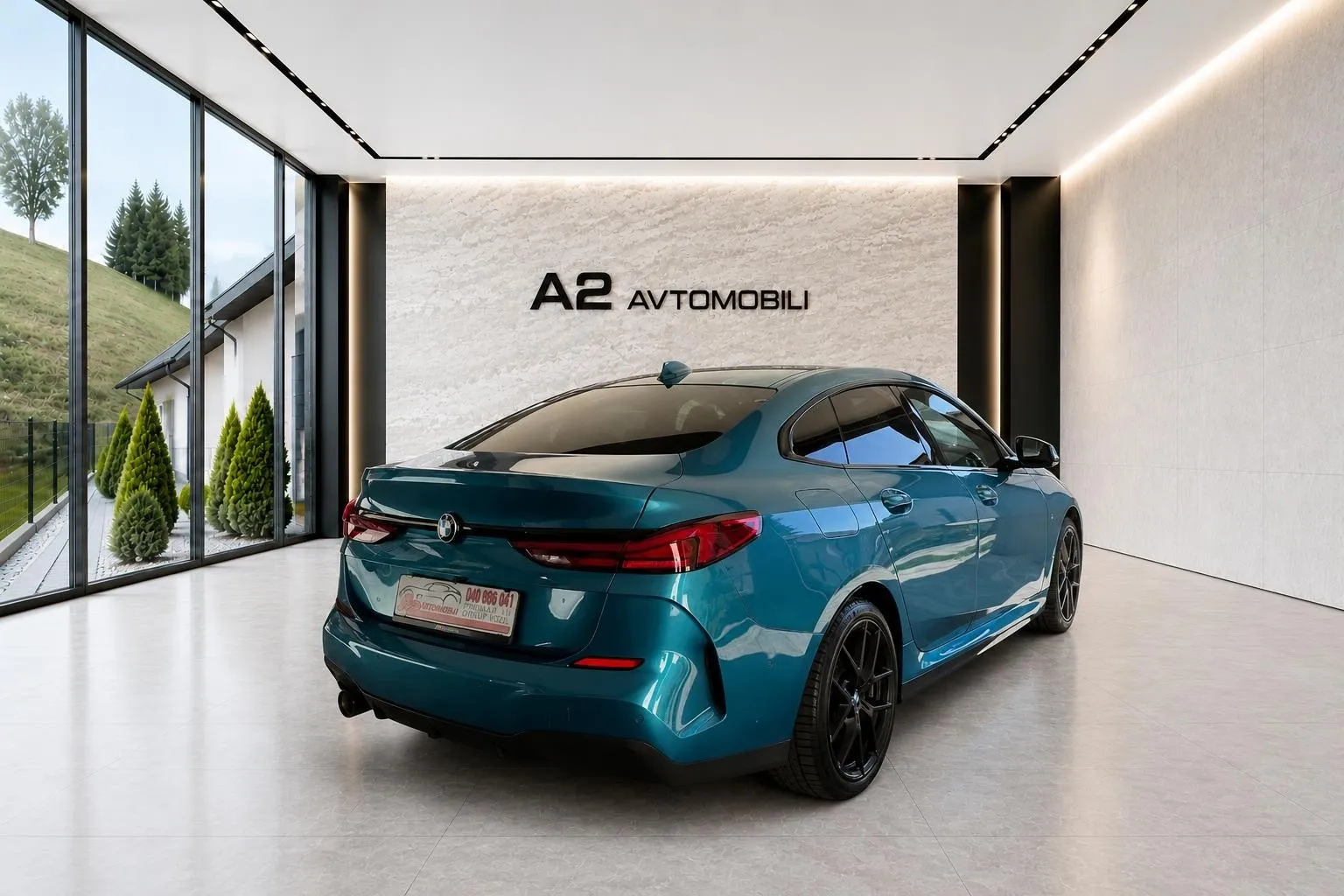 Notranja slika - BMW serija 2 Gran Coupe: - 218i aut M sport- PERFORMANCE SEDEŽI-HEAD UP-KAM- - 9