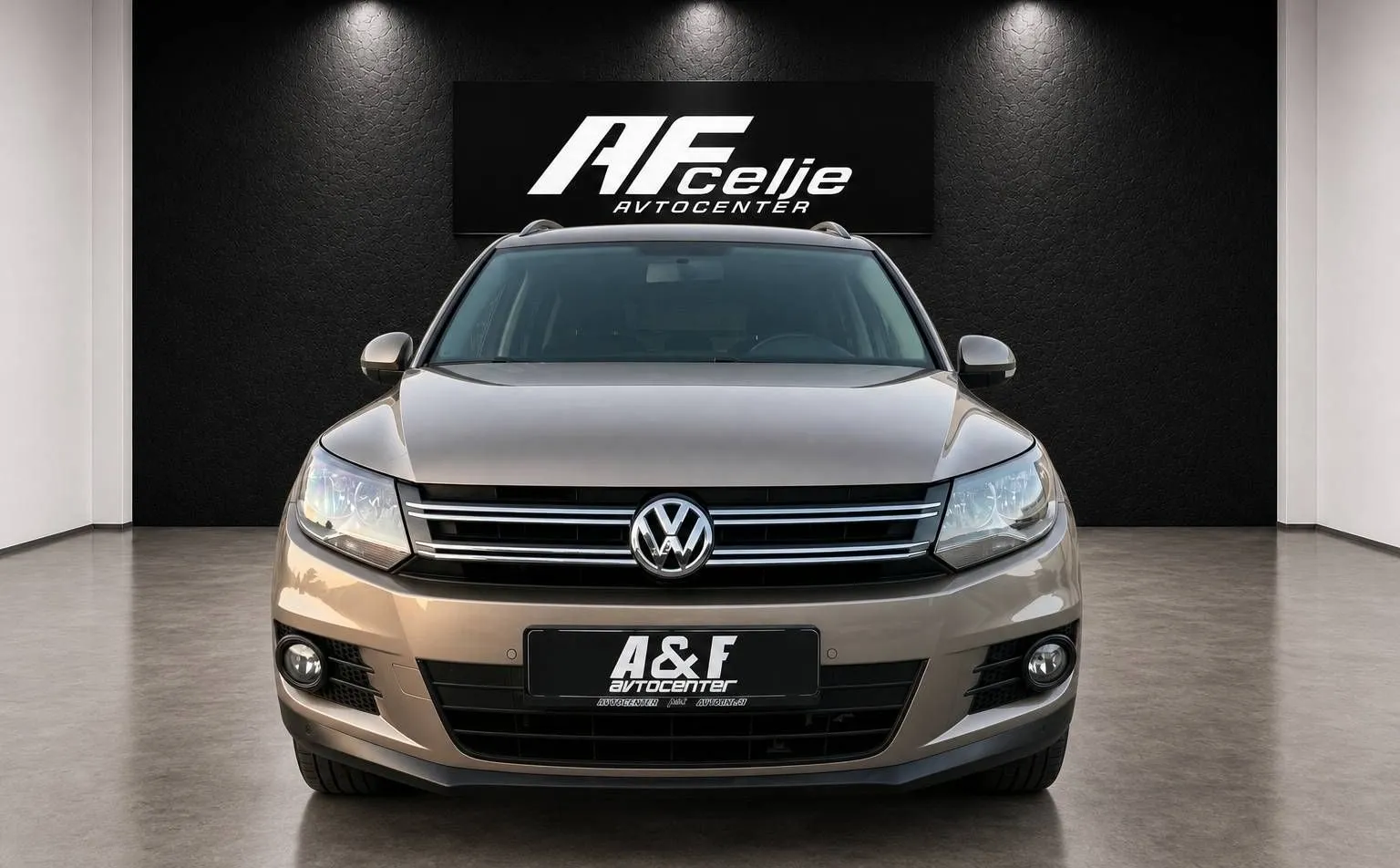 Zunanja slika - Volkswagen Tiguan - 2.0 TDI-192.000km-LIZING ZA TUJCE - 2