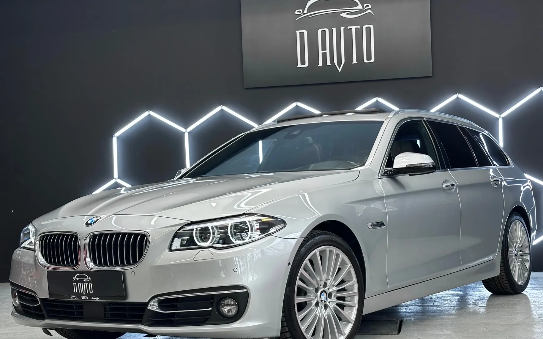 Zunanja slika - BMW serija 5 Touring: - 2.0 D touring Avt.-PANO-VIRTUAL- SOFT CLOSE-MAX - 1
