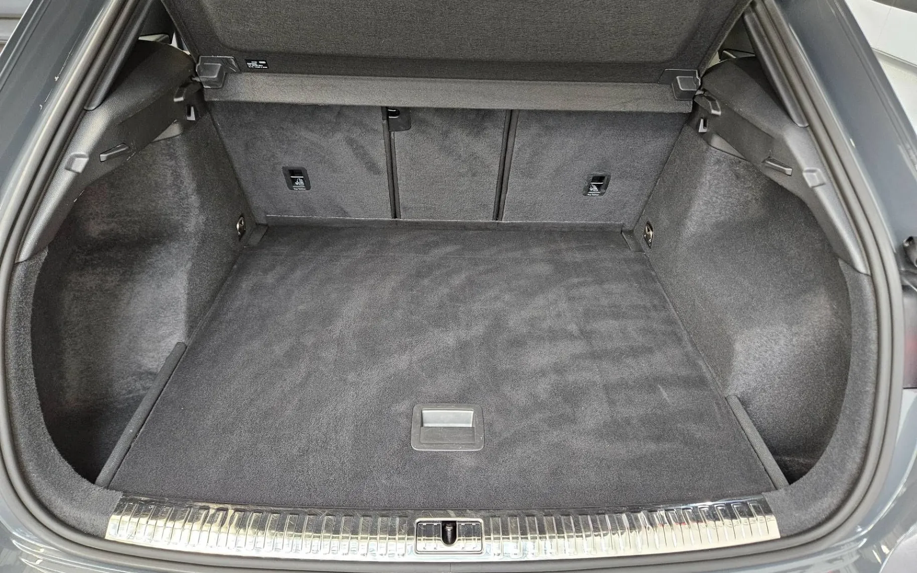 Notranja slika - Audi Q3 - quattro 35 TDI Advanced S tronic - 10