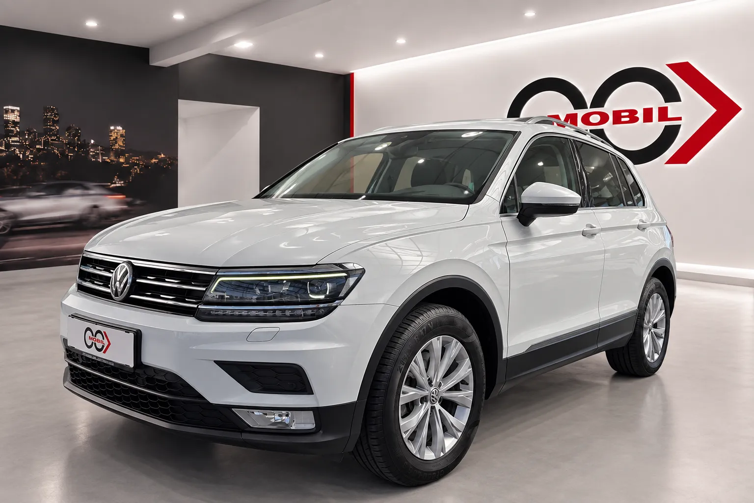 Zunanja slika - Volkswagen Tiguan - 2.0 TDI BMT Comfortline - FULL LED.navi.kamera.ACC - 1