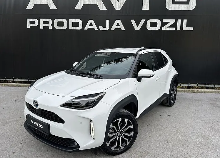 Zunanja slika - Toyota Yaris Cross - 1.5 VVT-i hibrid Sport-NAVI-KAMERA-LED-FULL ASSIS - 1