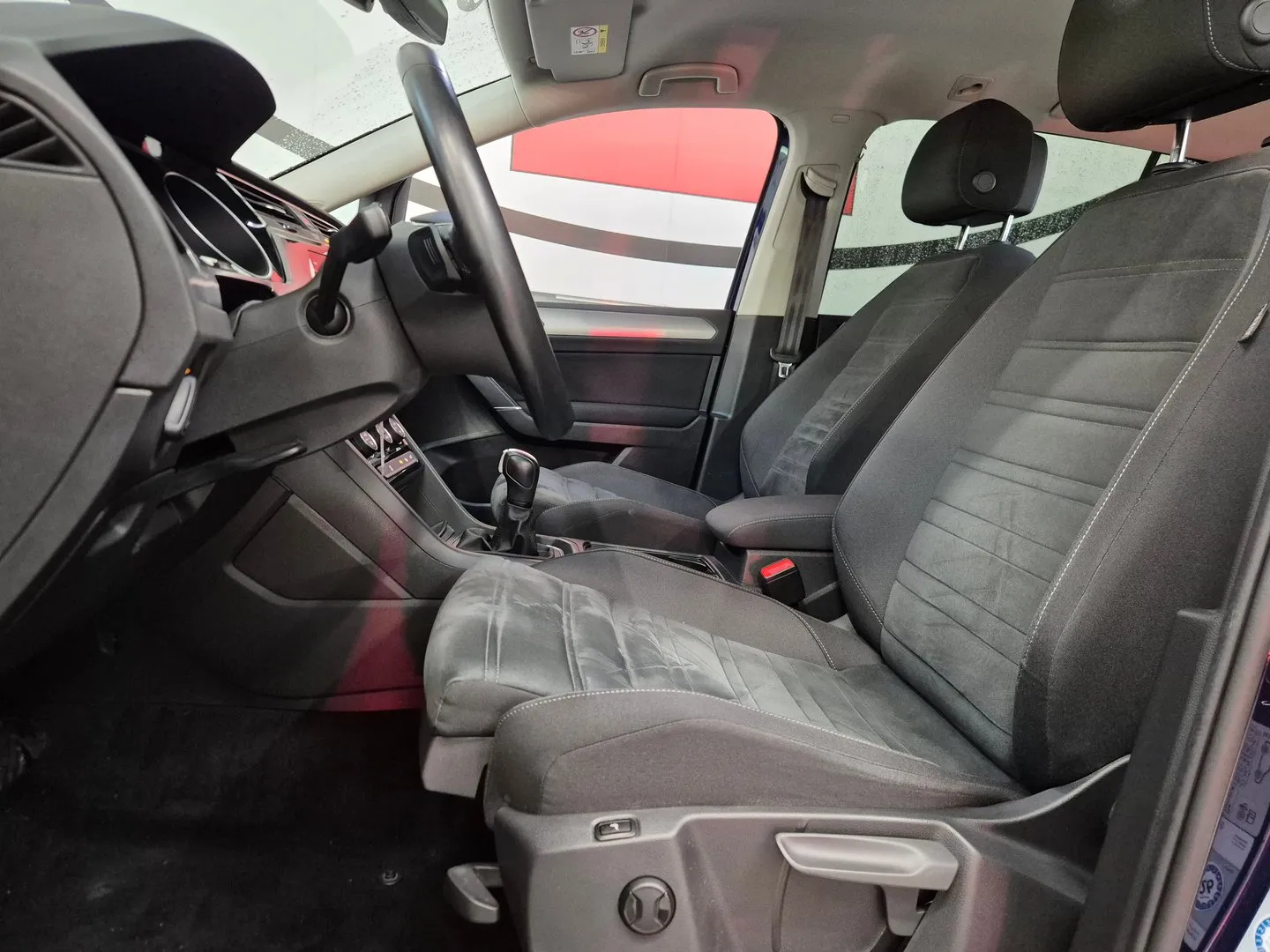 Zunanja slika - Volkswagen Touran - Family 2.0 TDI DSG - 5