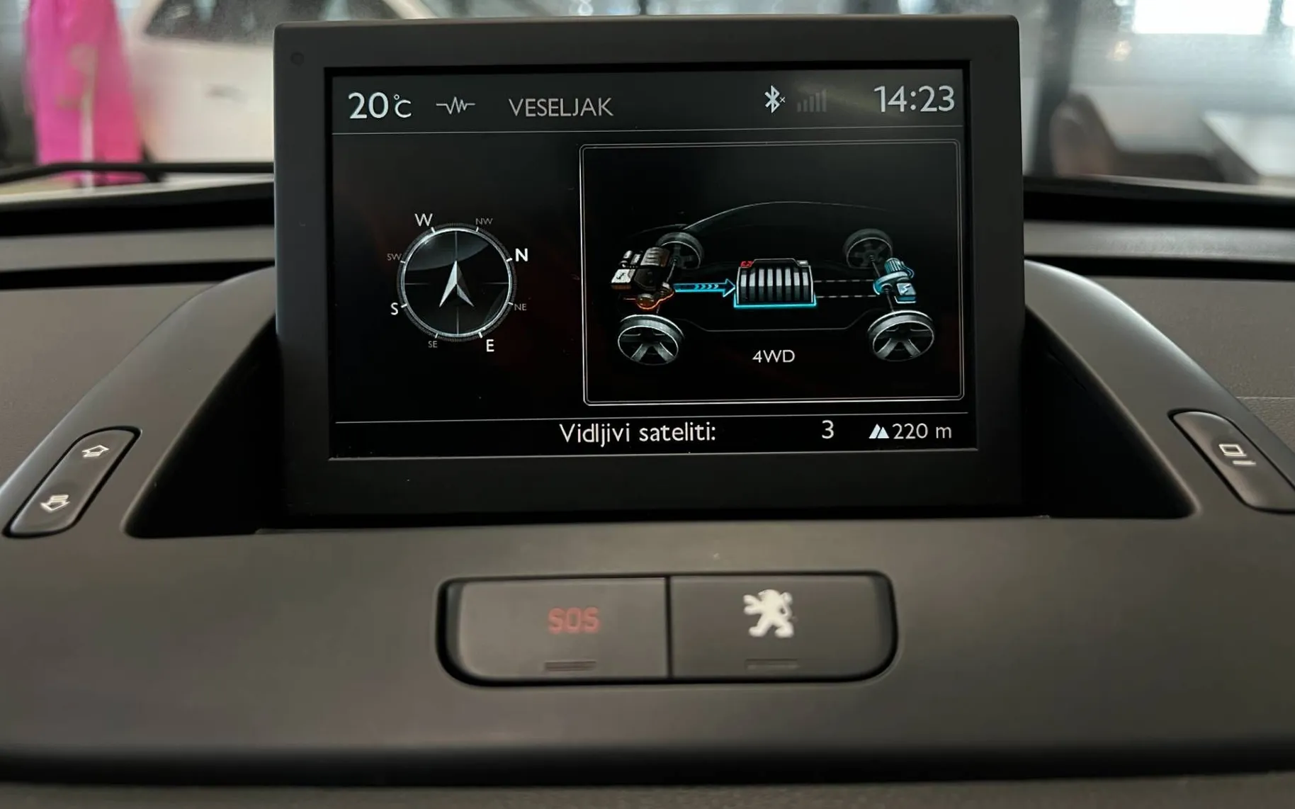 Zunanja slika - Peugeot 3008 - 2.0 HDI-200KM-AUT-4X4-LED-HUD-NAVI-PDC-TEMP-17COL. - 16