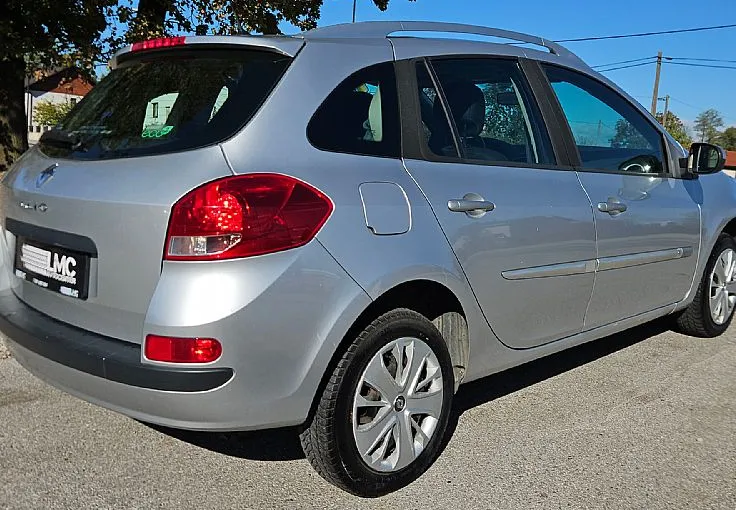 Zunanja slika - Renault Clio - Grandtour 1.2 75ks °OPRAVLJEN VELIK SERVIS° - 3