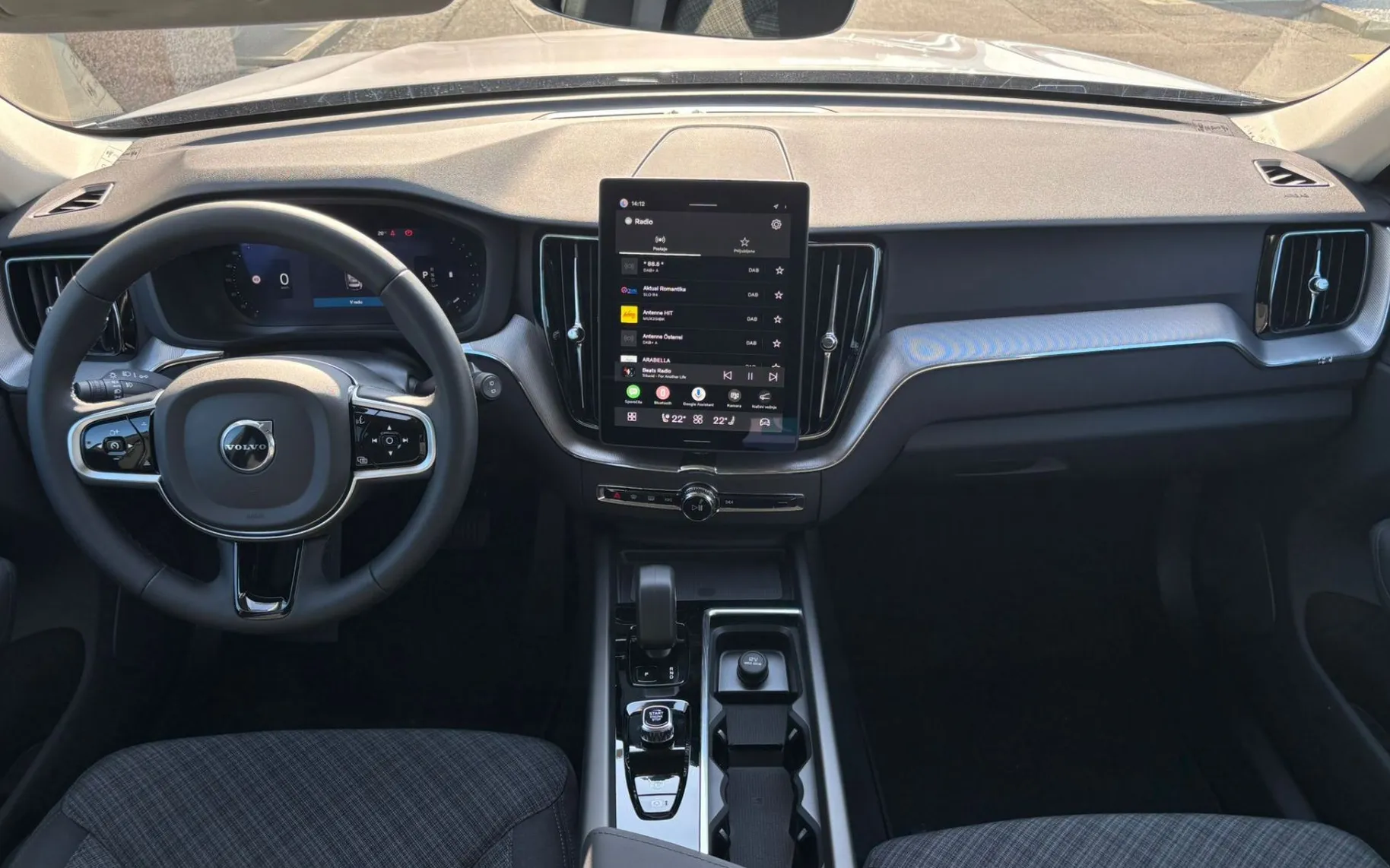 Zunanja slika - Volvo XC60 - B5 AWD Mild hybrid Petrol - 9