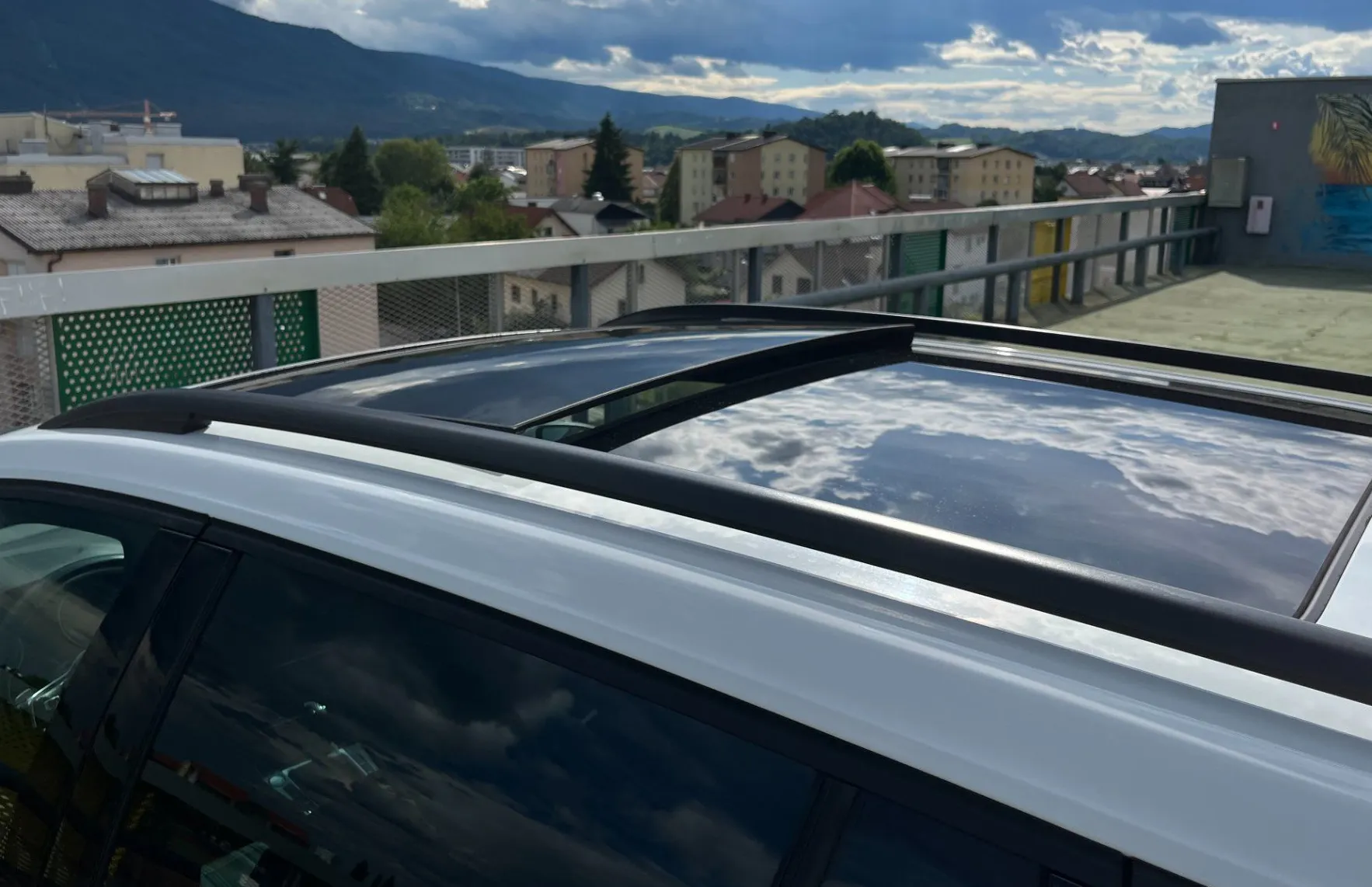 Zunanja slika - Volkswagen Golf - Variant 2.0 GTD BMT DSG LED. NAVI.2XPDC.OGR. SEDEŽ - 10