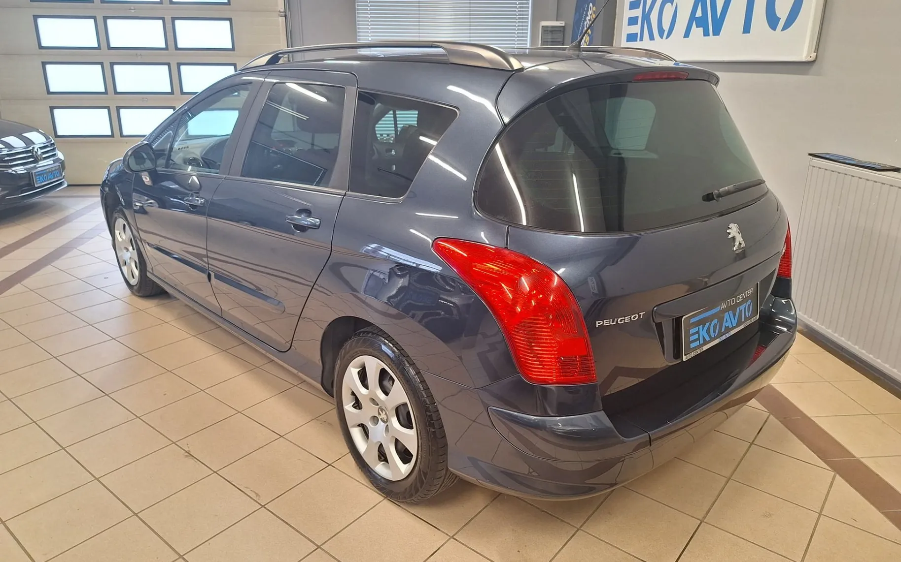 Zunanja slika - Peugeot 308 - 1.6 HDI LED-NAVI-TV-AUT. KLIMA-KREDIT BREZ POLOG.. - 3