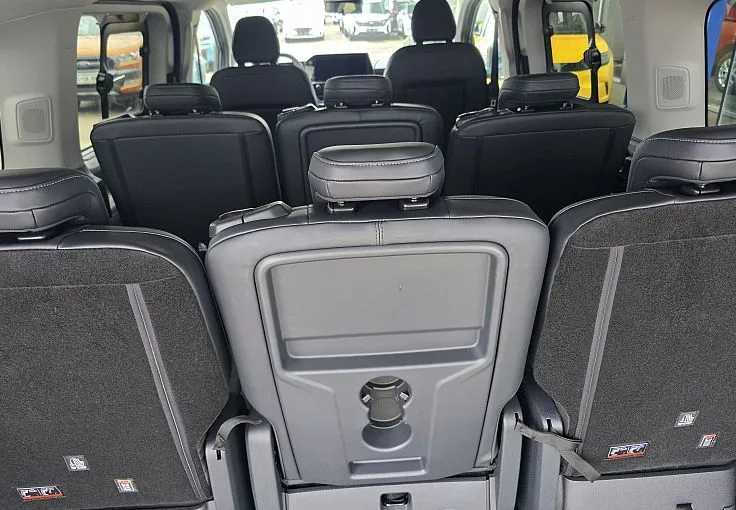 Zunanja slika - Ford Tourneo - Custom ACTIVE 2.0 TDCi 125 kw  170 KM  A8 L1 - 8