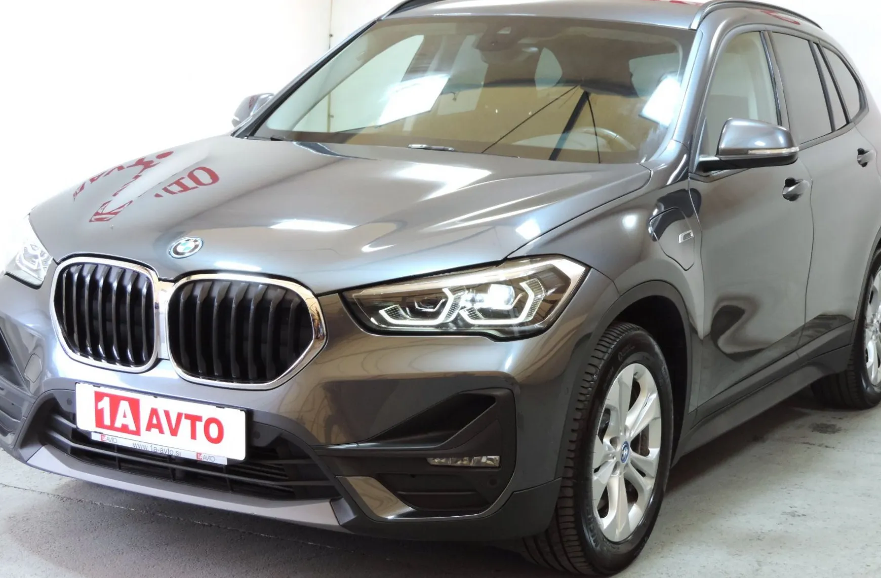 Zunanja slika - BMW X1 - serija : xDrive25e Avt. KAMERA-LED-NAVI PRIKLJUČNI HYBRID - 1