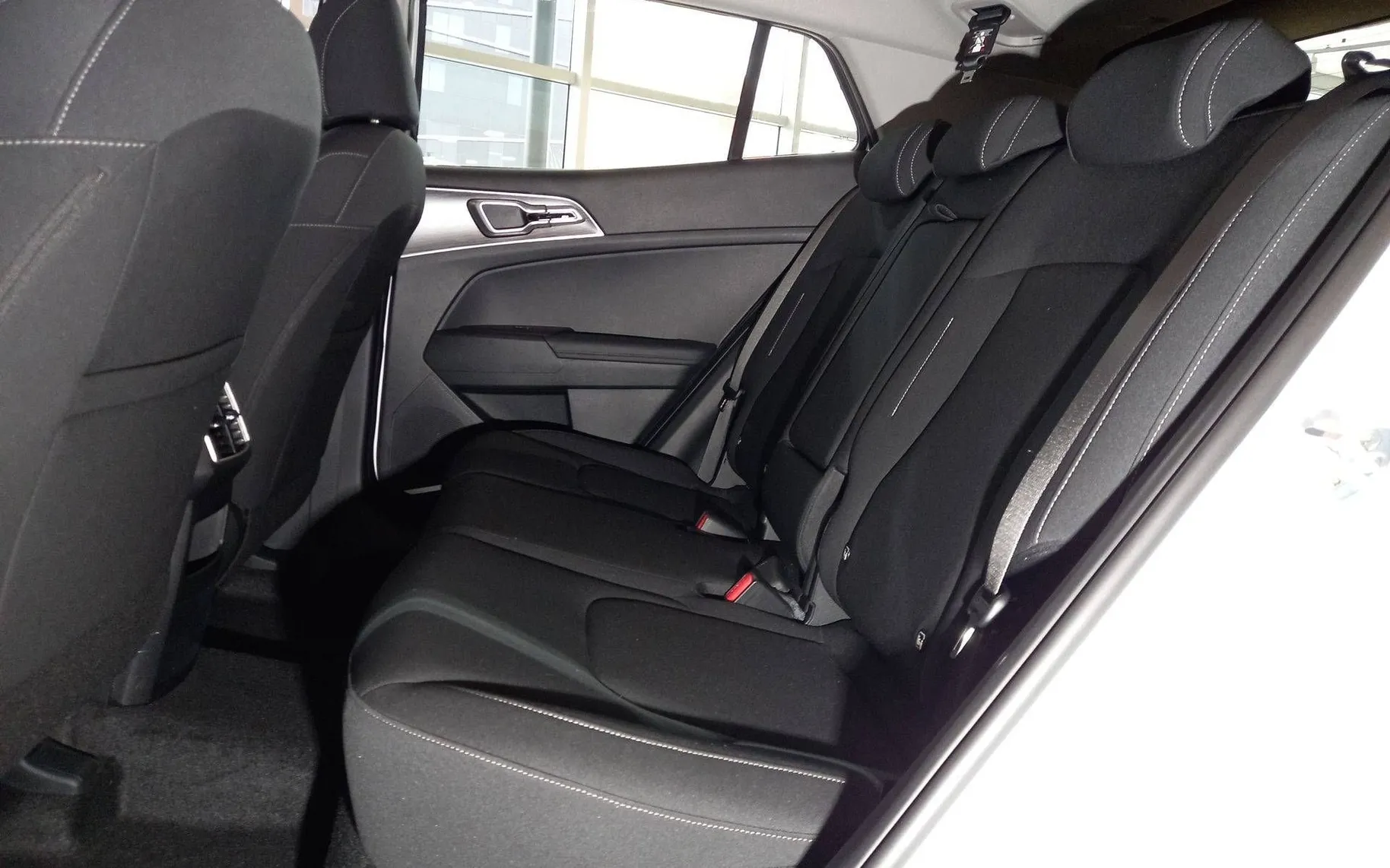 Notranja slika - KIA Sportage - 1.6 T-GDi LX Fresh ISG 7-DCT... - 11