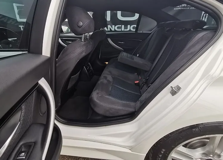 Zunanja slika - BMW Serija 3 - : 330e iPerformance  AT  M Sport-RADAR-KAMERA-F1-NAV - 9