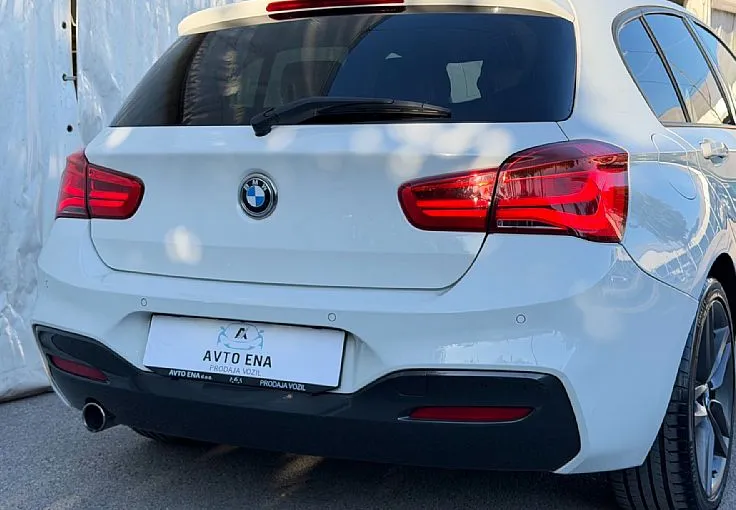 Zunanja slika - BMW Serija 1 - : 116d M Performance -LED-NAVI-2xPDC-ALCANTARA-ALU18 - 4