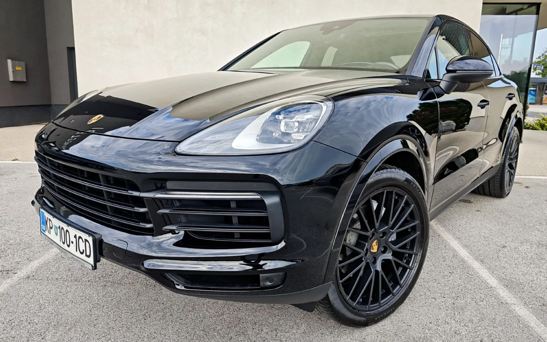 Zunanja slika - Porsche Cayenne - Coupe 3.0 V6 BOSE HEAD UP NIGHT PAKET KAM PANO 21COL - 1