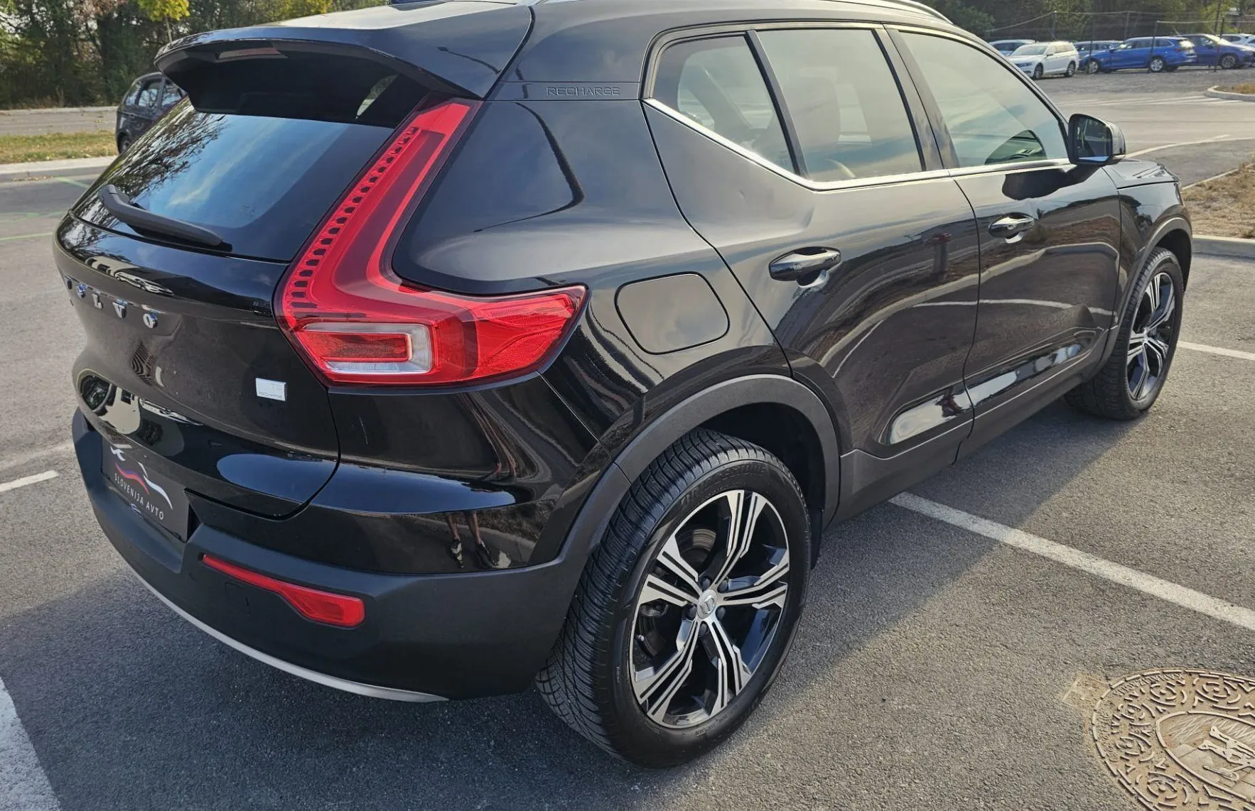 Zunanja slika - Volvo XC40 - T5 Rech.Twin Engine Inscription|FULED|ALU19|usnje| - 4