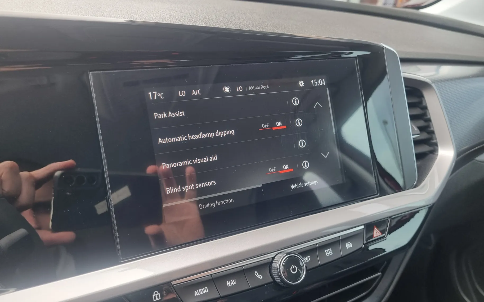 Zunanja slika - Opel Grandland X - Grandland 1.2 Turbo - SAMO 11.303km - POTRJENA SERVISNA - 10