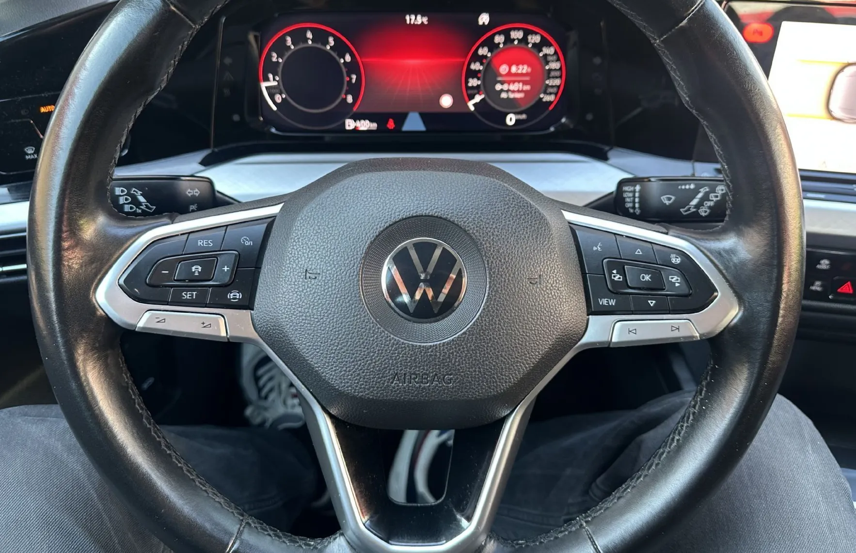 Zunanja slika - VW Golf - 1.5 TSI 96 KW.NEMŠKI+4 ALU.KAMERA.NAVI.111.000 KM - 16