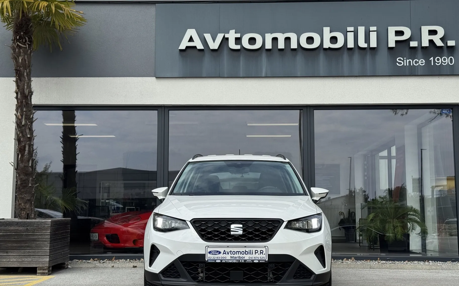 Zunanja slika - Seat Arona - 1.0 TSI 115KM HOLA SLO poreklo 1.LASTNIK ODLIČNA - 2