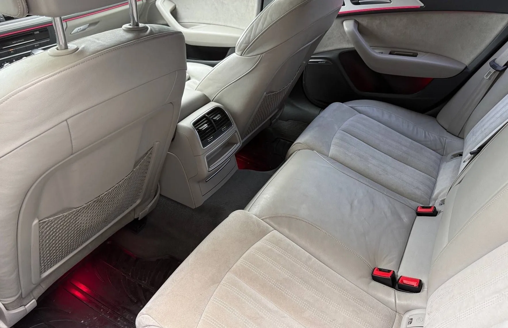 Zunanja slika - Audi A6 - Avant 2.0 TDI ULTRA MATRIX RADAR NAVI PDC KAM AMBIENTNA - 16