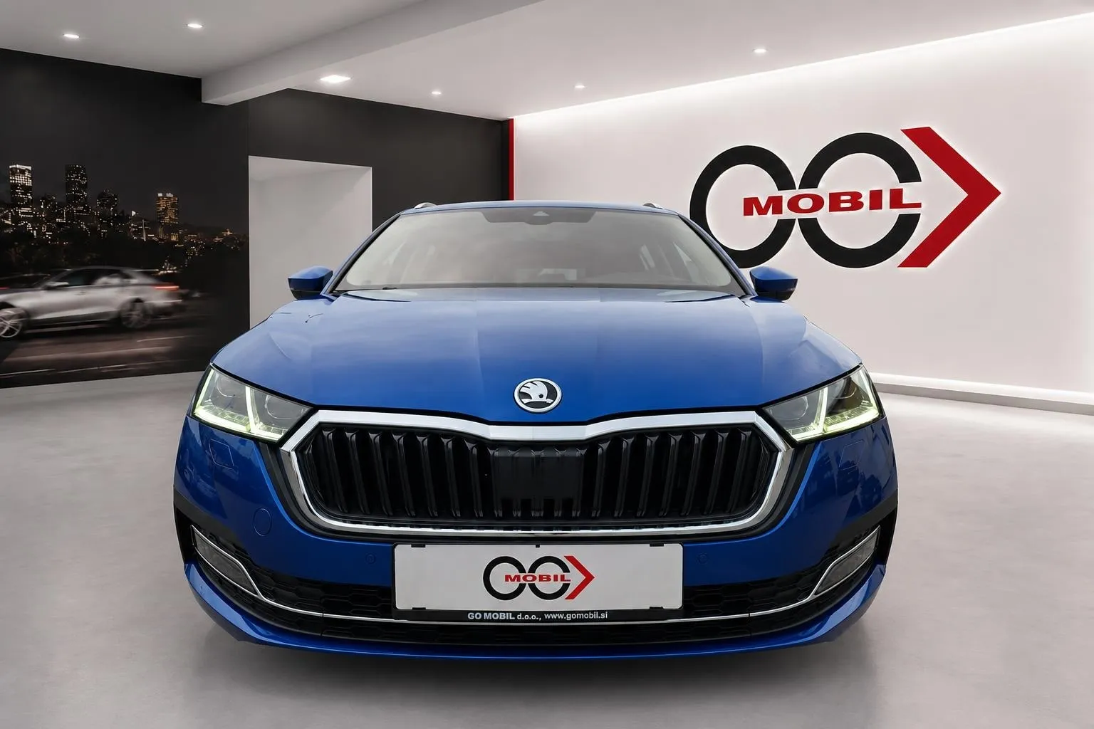Zunanja slika - Škoda Octavia - Combi 2.0 TDI Style DSG - Matrix.memory.asistence - 2
