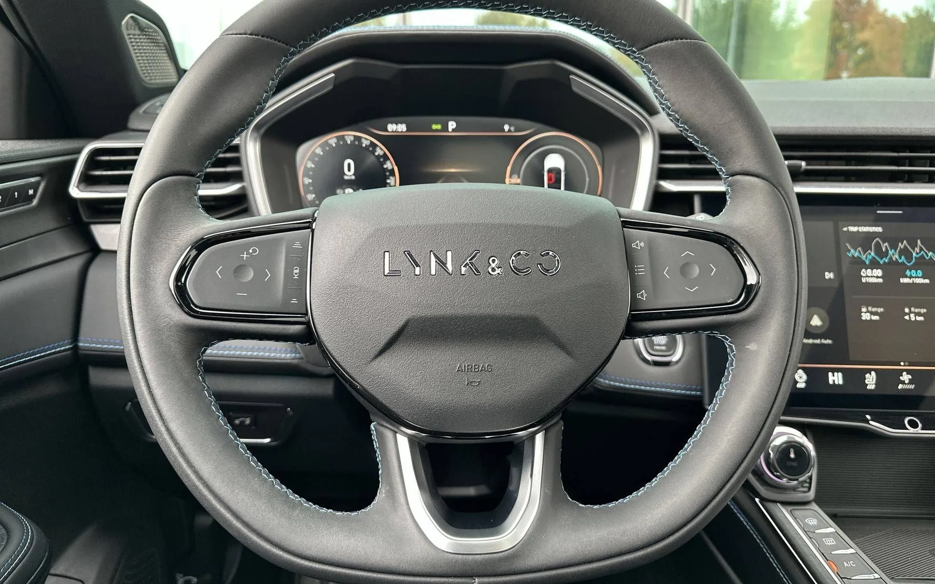 Notranja slika - Lynk & Co 01 - PHEV... - 14