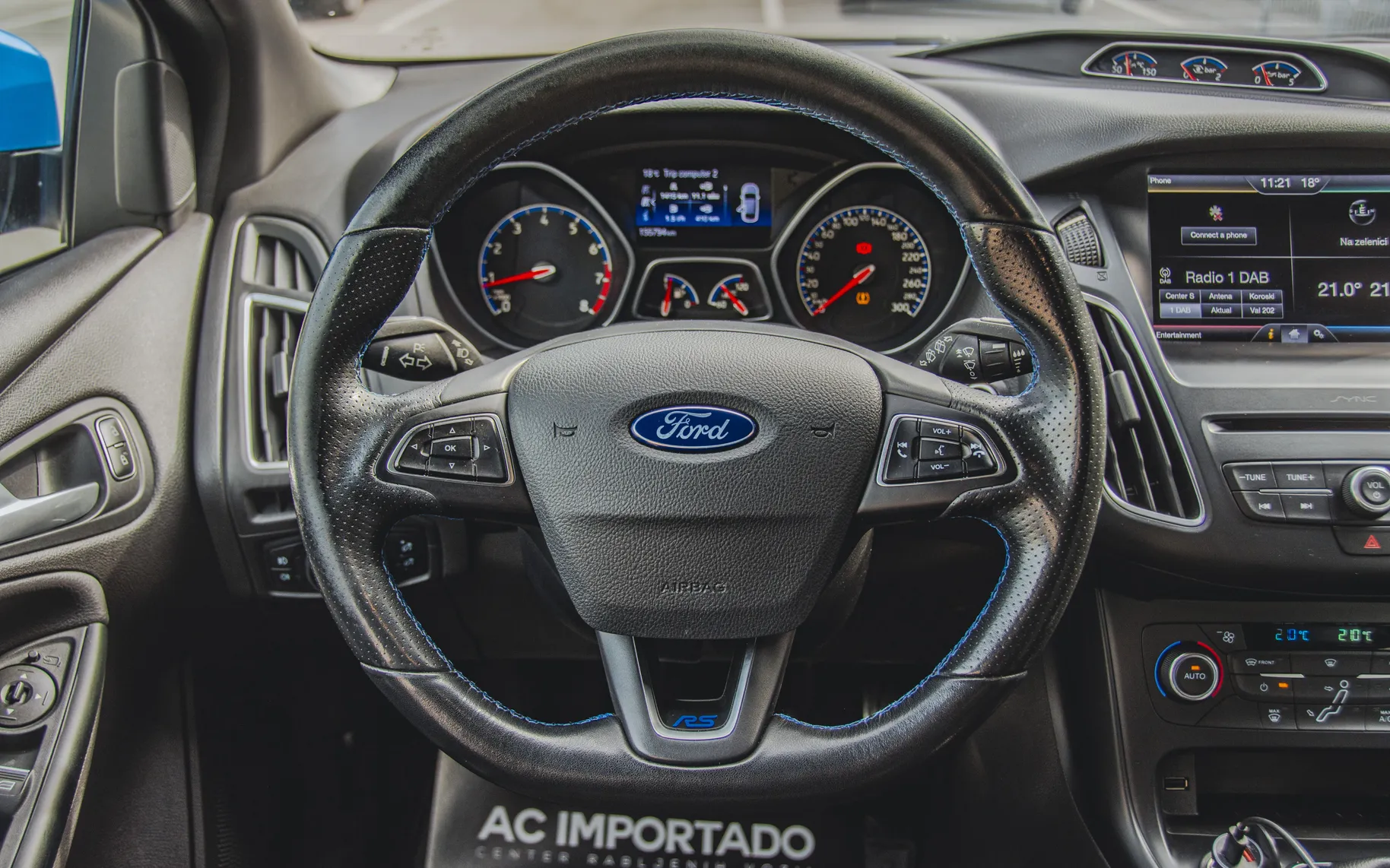 Zunanja slika - Ford Focus - 2.3 EcoBoost RS 4x4-RECARO-BREMBO-NAVI-SYNC-DAB-19 - 13