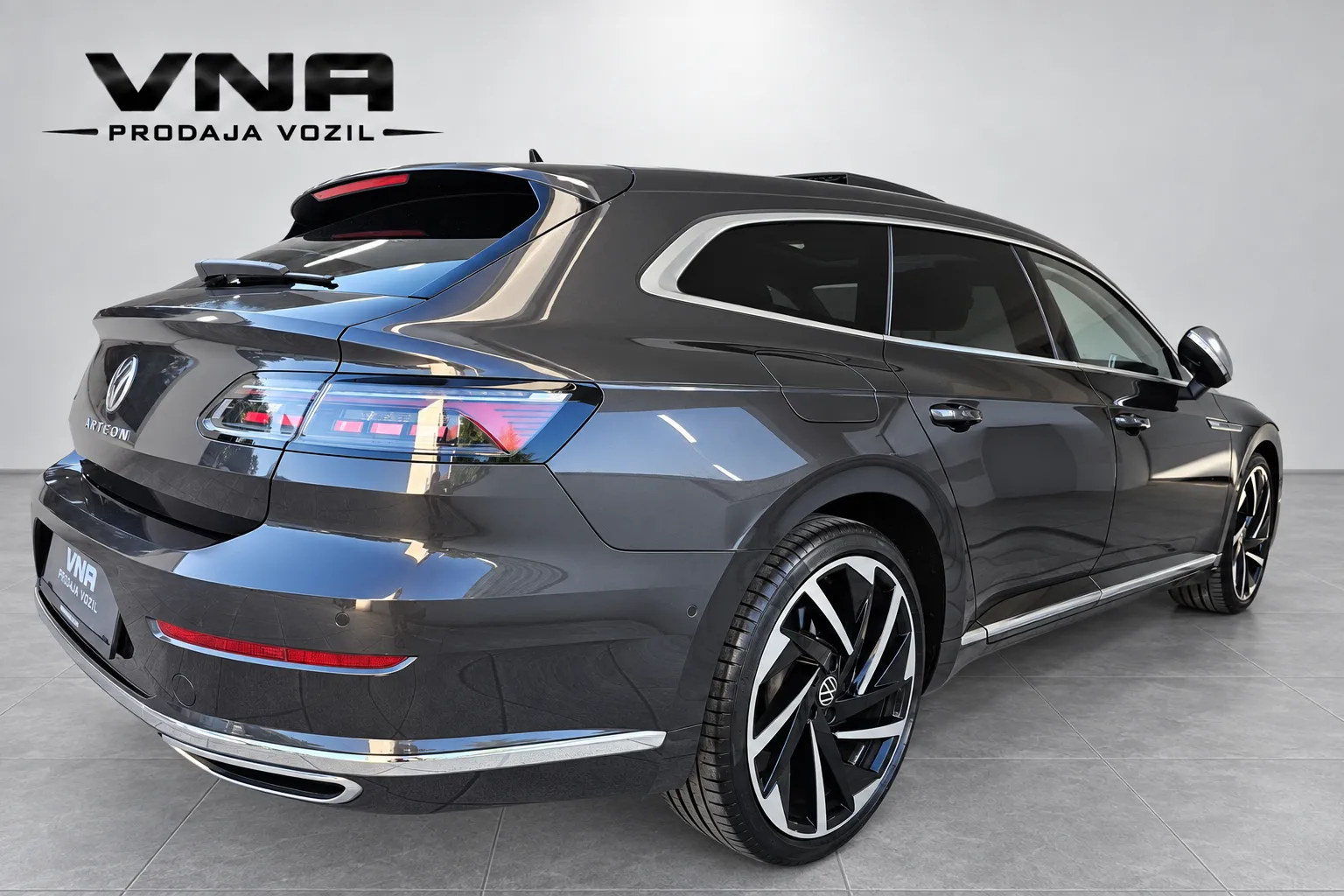 Zunanja slika - Volkswagen Arteon Shooting Brake - Arteon 2.0 TDI |PANORAMA|VIRTUAL|HL-SED|ALU20|TOP| - 6