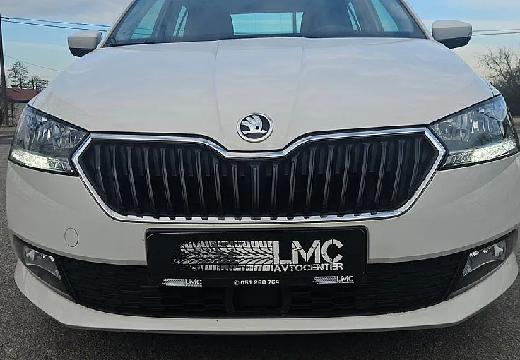 Zunanja slika - Škoda Fabia - 1.0 60ks °1.LASTNIK° °16-COL° °NAVIGACIJA °LED° - 1
