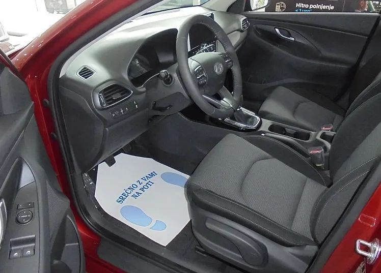 Zunanja slika - Hyundai i30 Wagon - 1.5 T-GDI 140 STYLE°alu 16° Winter° RAC° ZALOGA - 5