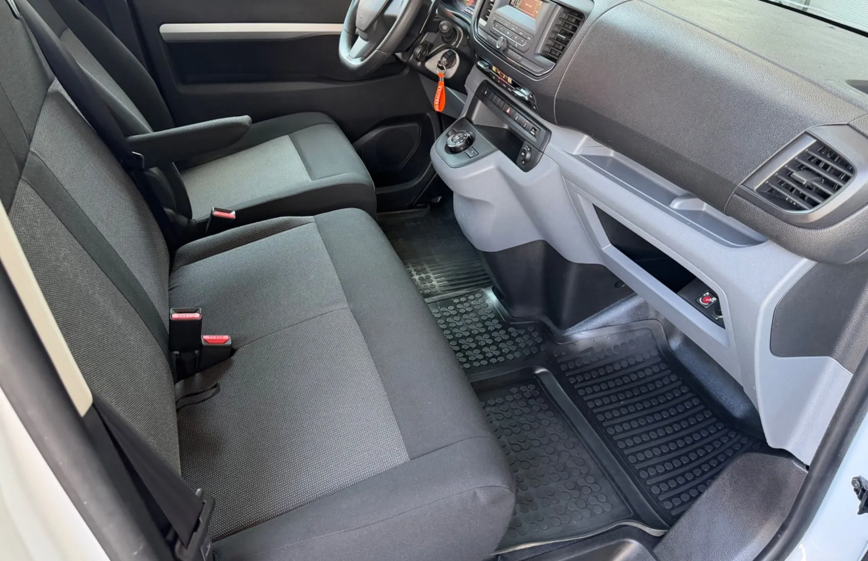 Zunanja slika - Citroën Jumpy - 2.0HDi L3 - 10