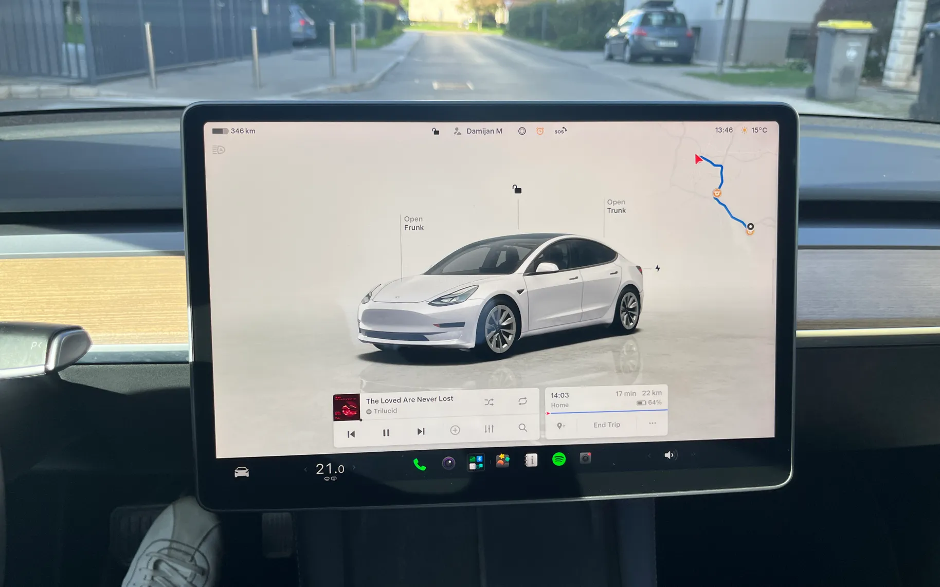 Notranja slika - Tesla Model 3 - 3D3 / 3D7 - 17
