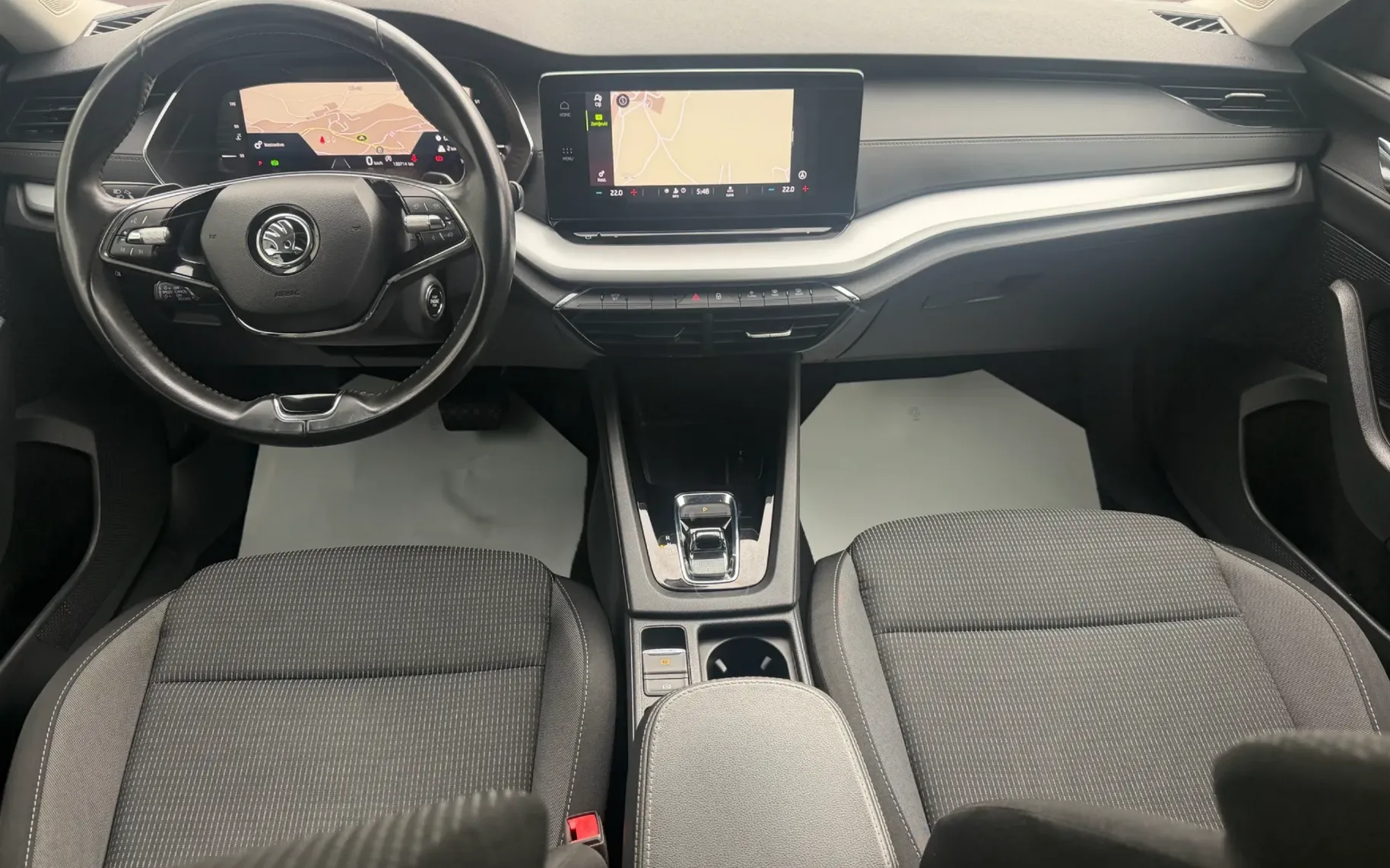 Zunanja slika - Škoda Octavia - Combi 2,0 TDI Style DSG - 10