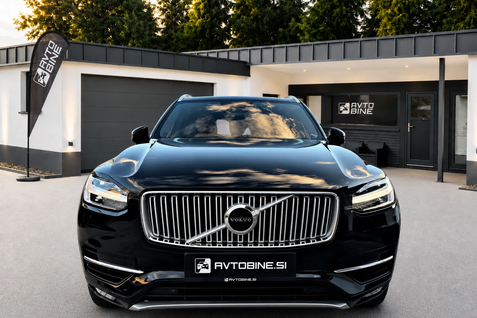 Zunanja slika - Volvo XC90 - D5 AWD A INSCRIPTION-PANO-MATRIX-HLAJENJE-ATRAKT.. - 2