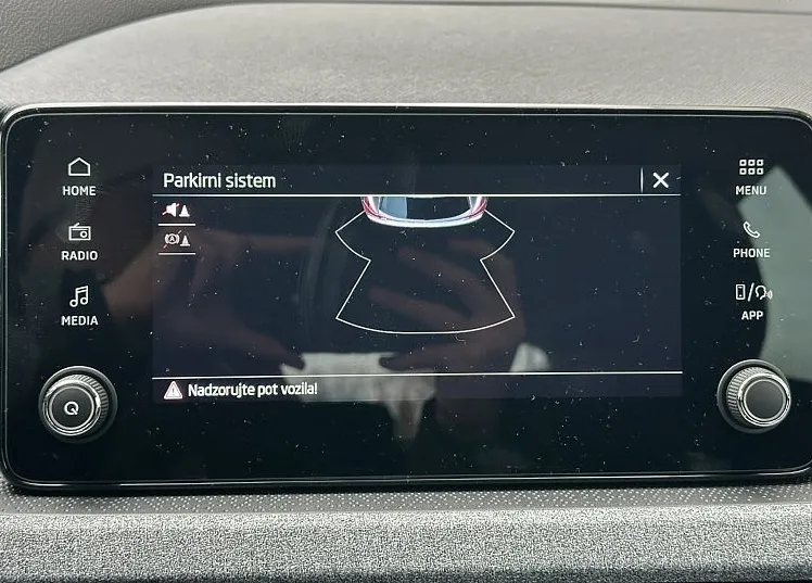 Zunanja slika - Škoda Kamiq - Edition 1.0 TSI - 10