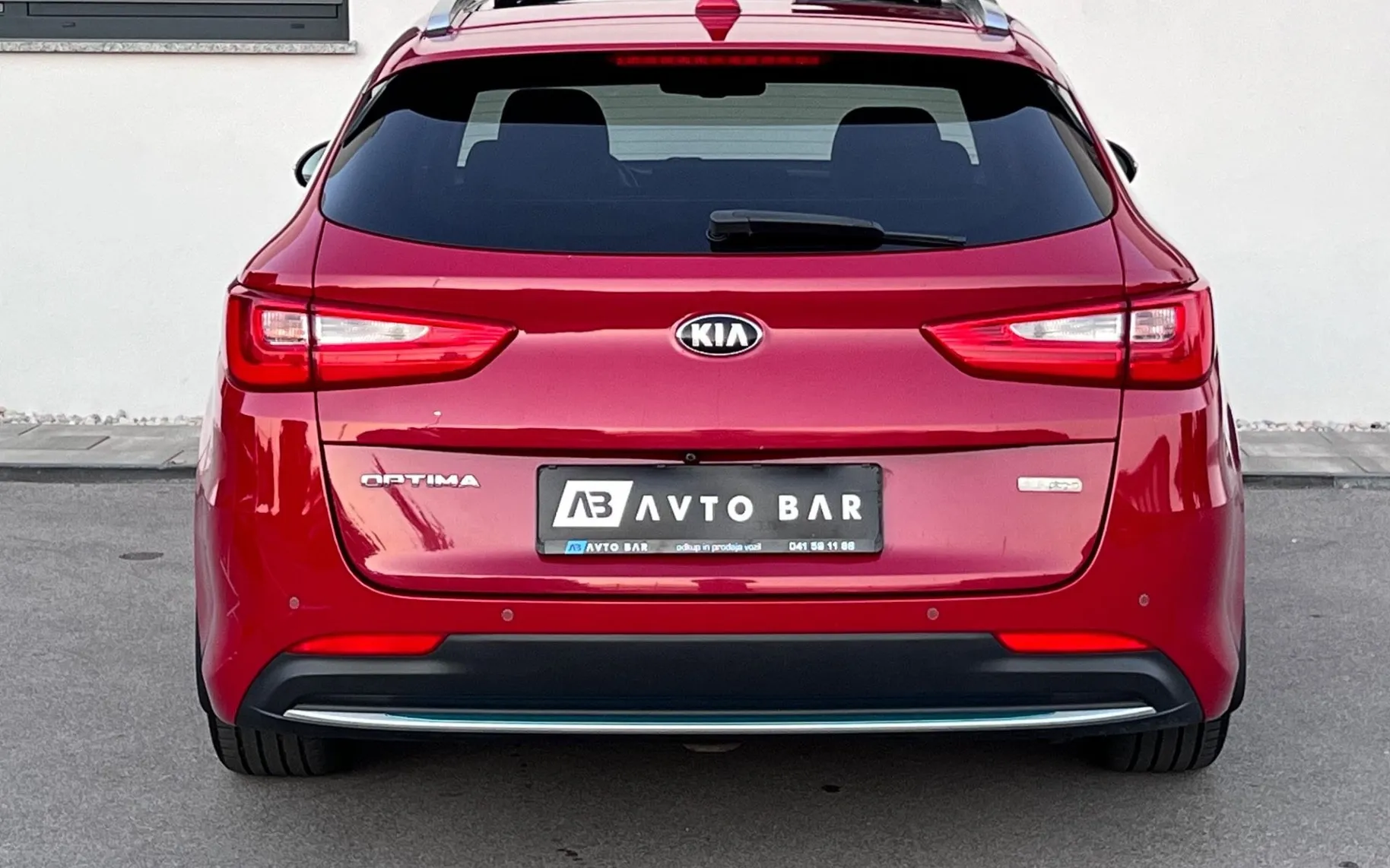 Notranja slika - KIA Optima - 2.0 PHEV+ACC+LAS+MRTVI KOT+PANORAMA+HI-FI - 7