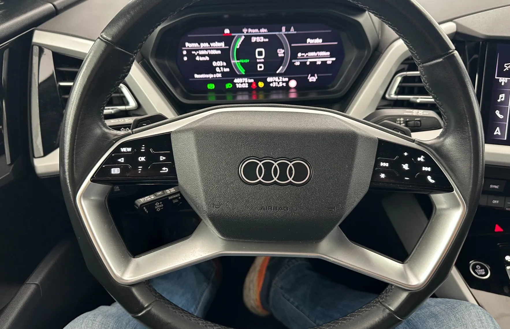 Zunanja slika - Audi e-tron - 50 quattro.NEMŠKI.PANORAMA.KAMERA.LED.GRE.SE.USNJE - 11