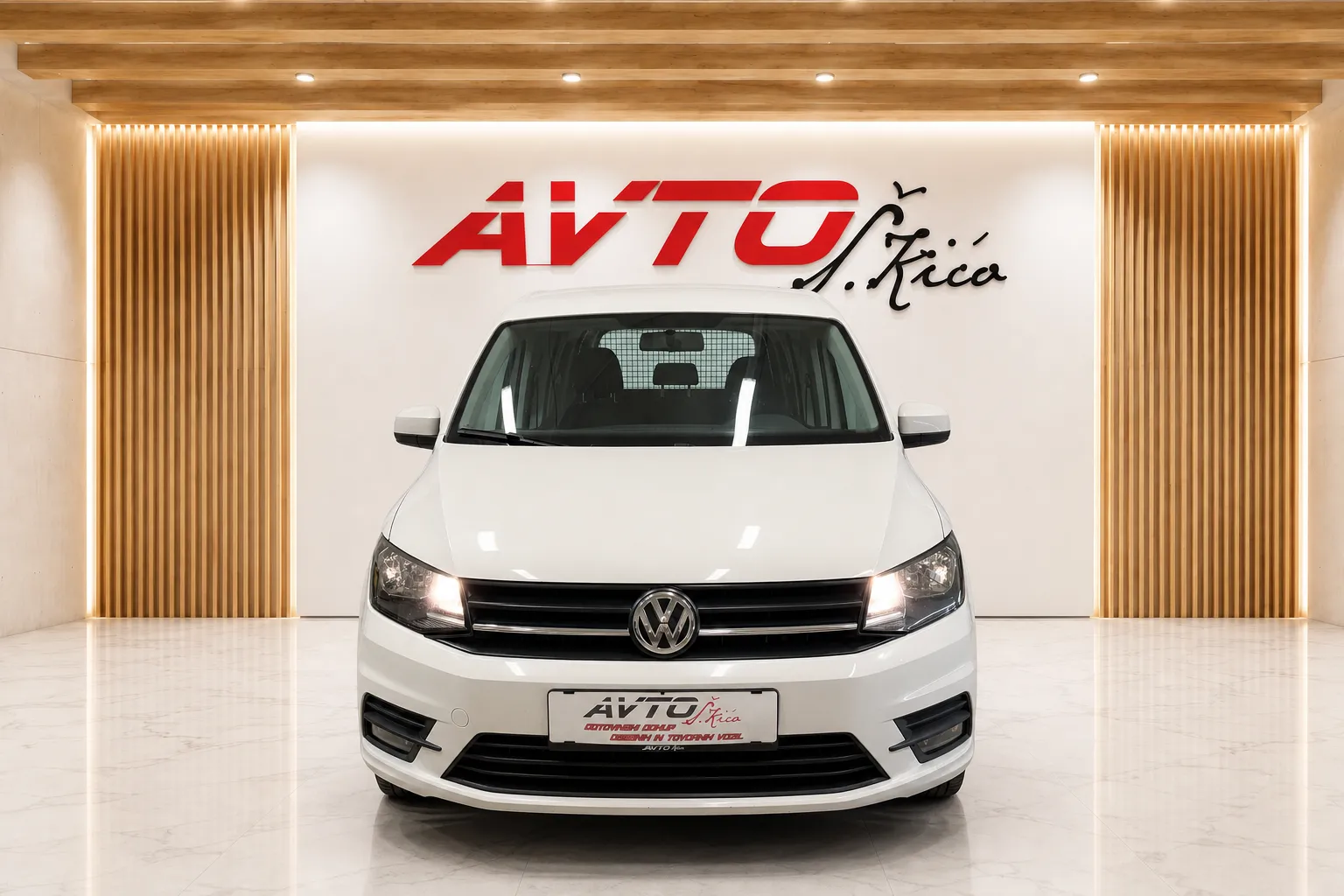 Notranja slika - Volkswagen Caddy - 2.0 TDI-1.LASTNIK-2X DRSNA VRATA-SLO-TEMPOMAT-PDC. - 13