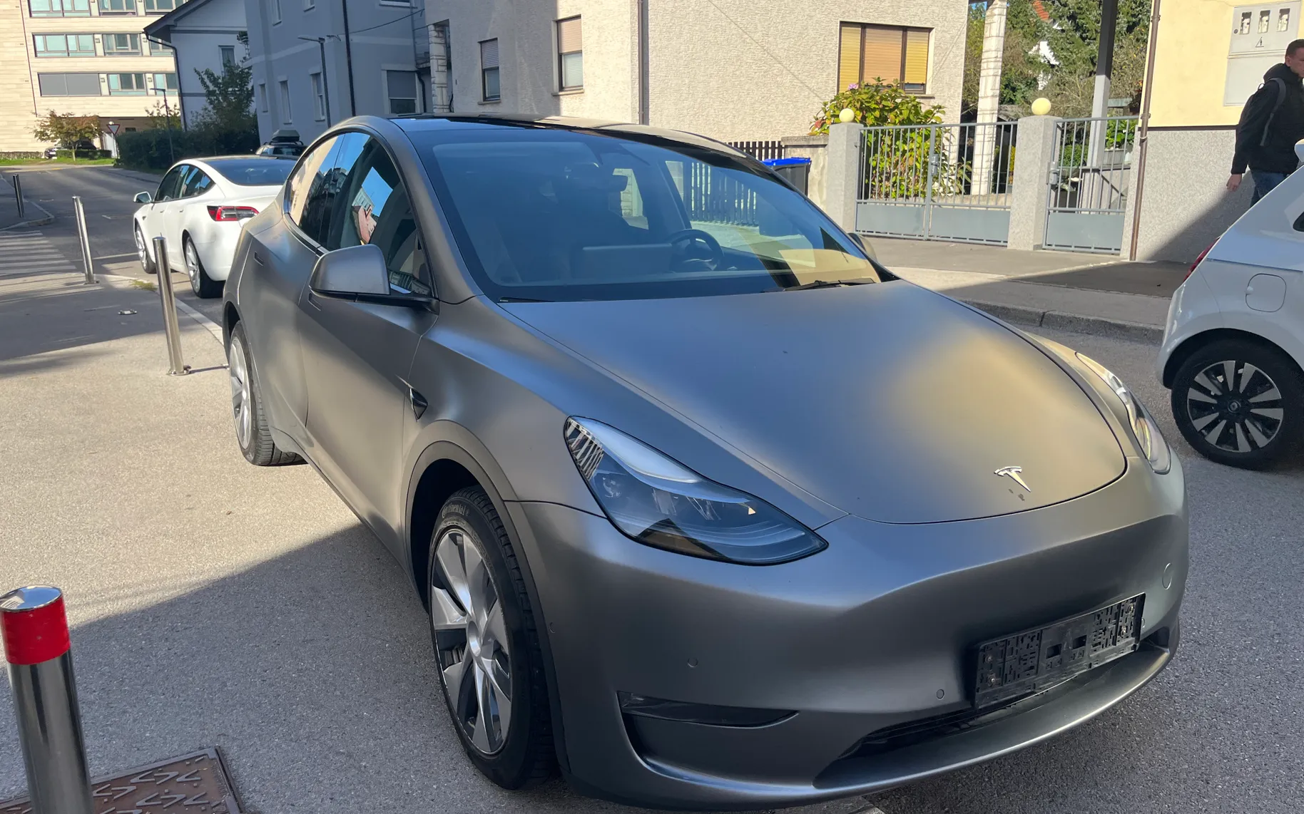 Zunanja slika - Tesla Model Y - 3D3 / 3D7 - 1