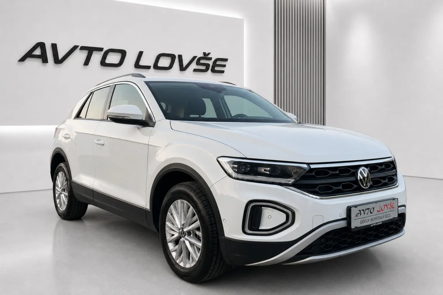 Zunanja slika - Volkswagen T-Roc - 2.0 TDI avt. Style -1 LASTNK-IQ LIGHT-NAVI-ALU-K.. - 5
