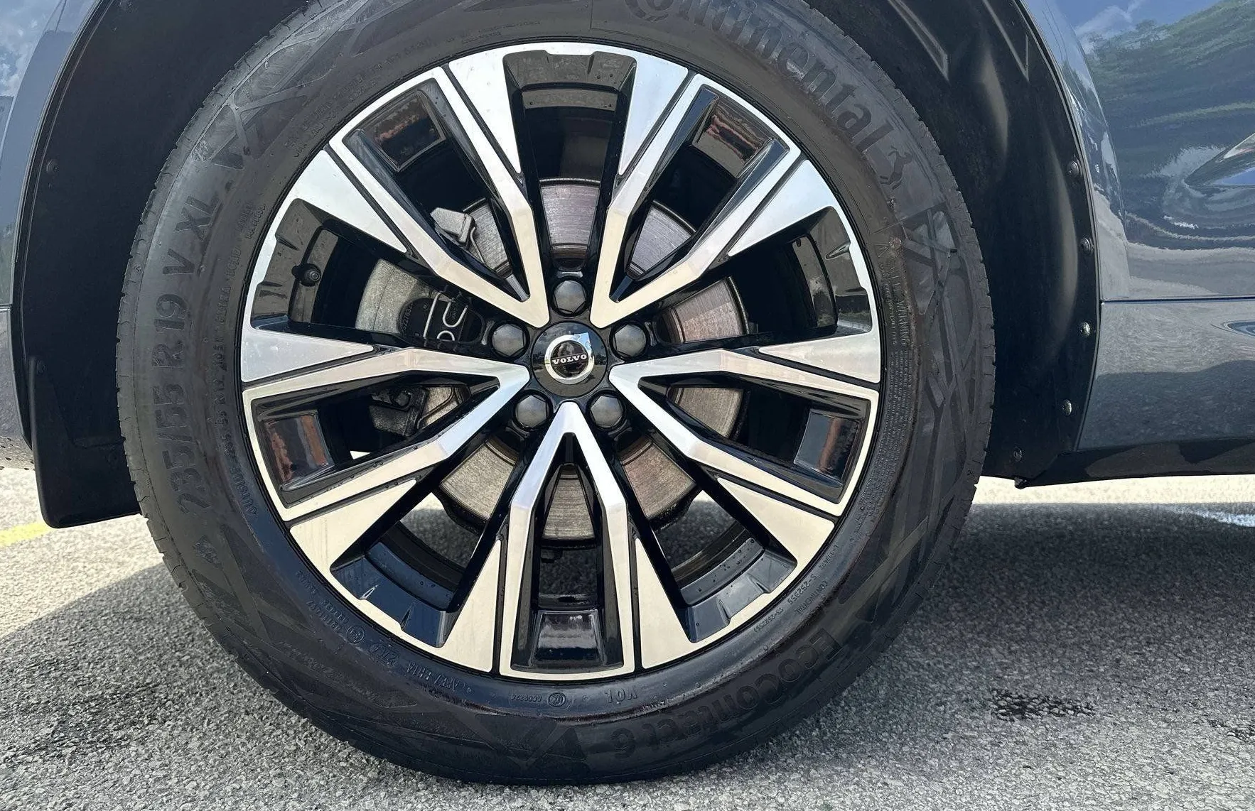 Zunanja slika - Volvo XC60 - B5 P AWD Plus Dark Avt. - 9