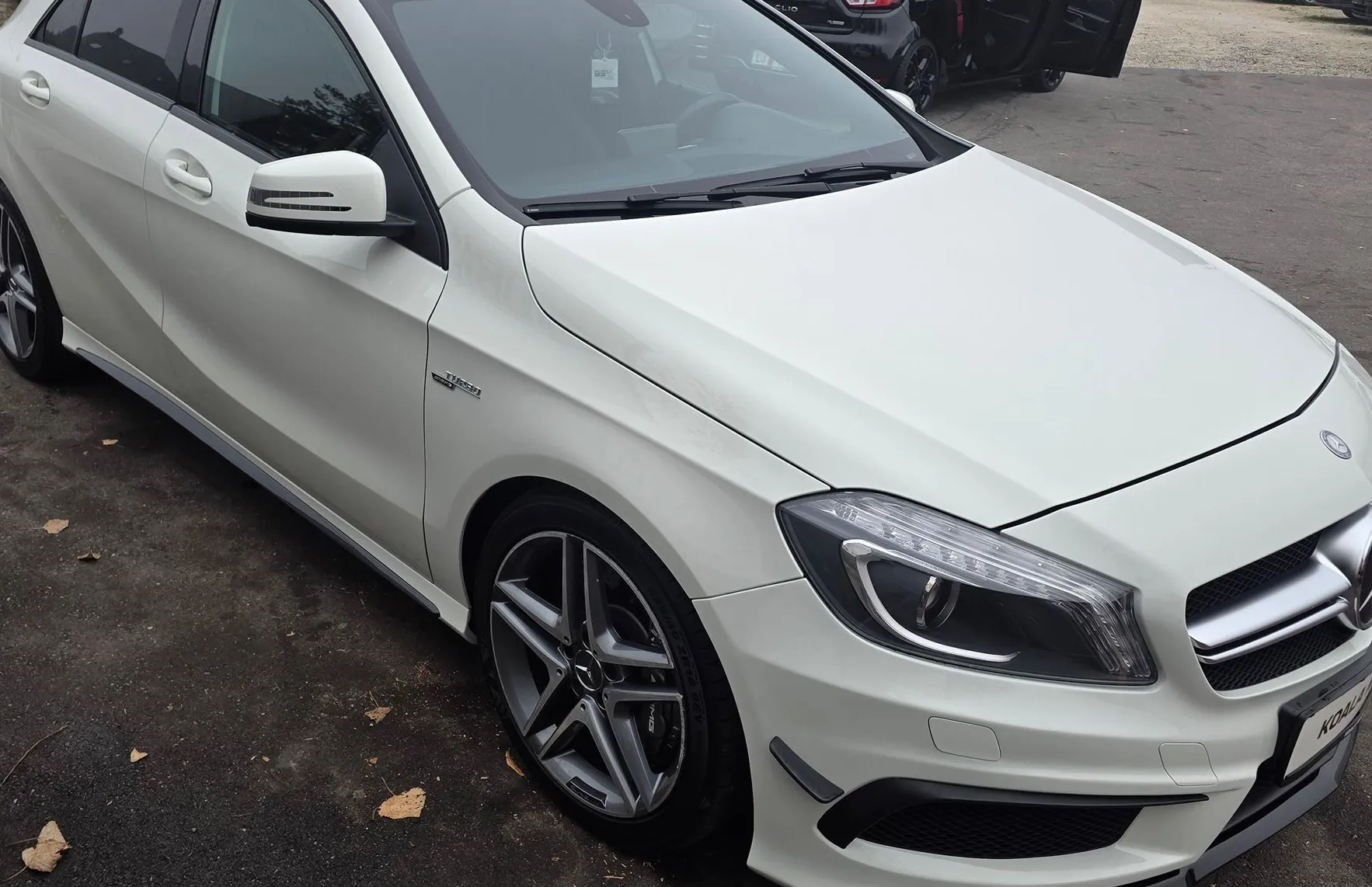 Zunanja slika - Mercedes-Benz A-Razred - A 45 AMG 4MATIC XENON-KAMERA-NAVI-SLOVENSKI - 3