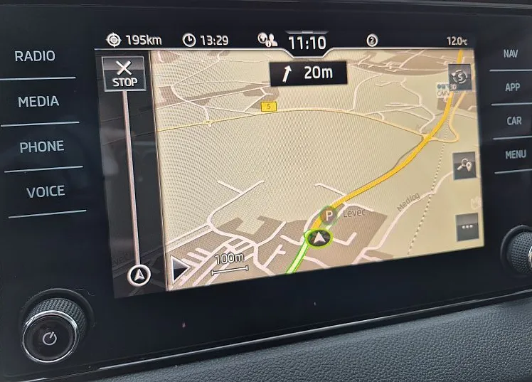 Zunanja slika - Škoda Karoq - Scout 2.0 TDI DSG 4x4 - 10