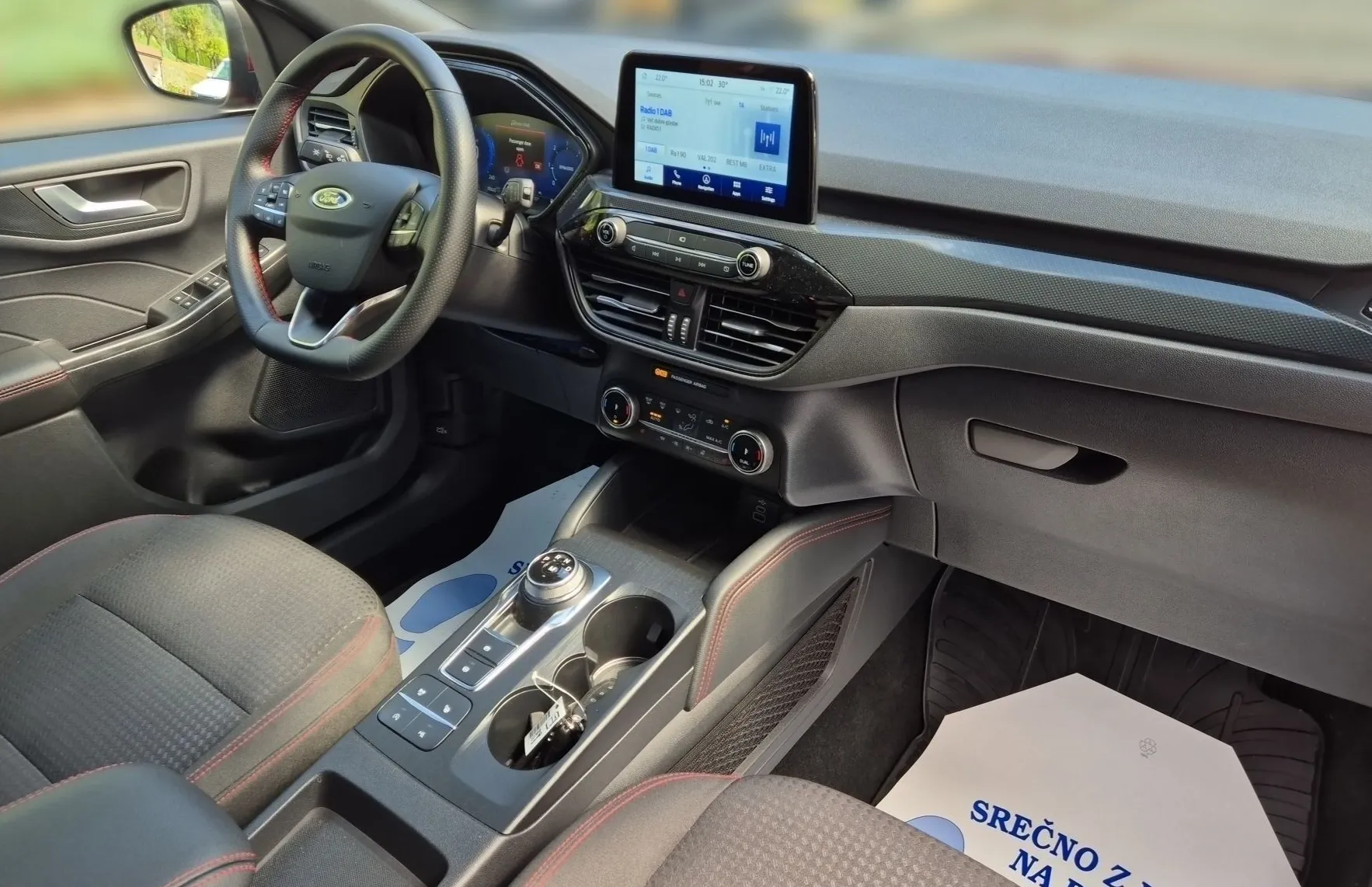 Zunanja slika - Ford Kuga - ST-LINE 2.0 120PS A8-SLO-1.LAST-VK-TOVARNIŠKO JAM. - 14