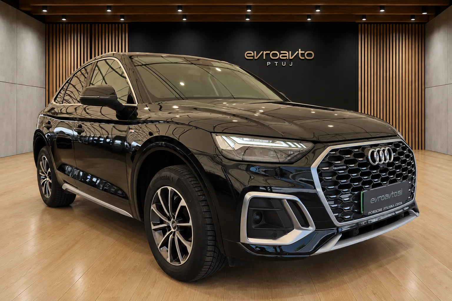 Notranja slika - Audi Q5 Sportback - quattro 40 TDI S line-1 Lastnik-Slovensko poreklo - 7