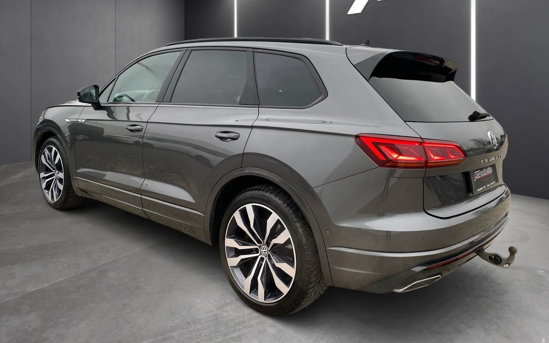 Zunanja slika - Volkswagen Touareg - V6 TFSI R-Line Panorama - Zračno - Night vision - 4