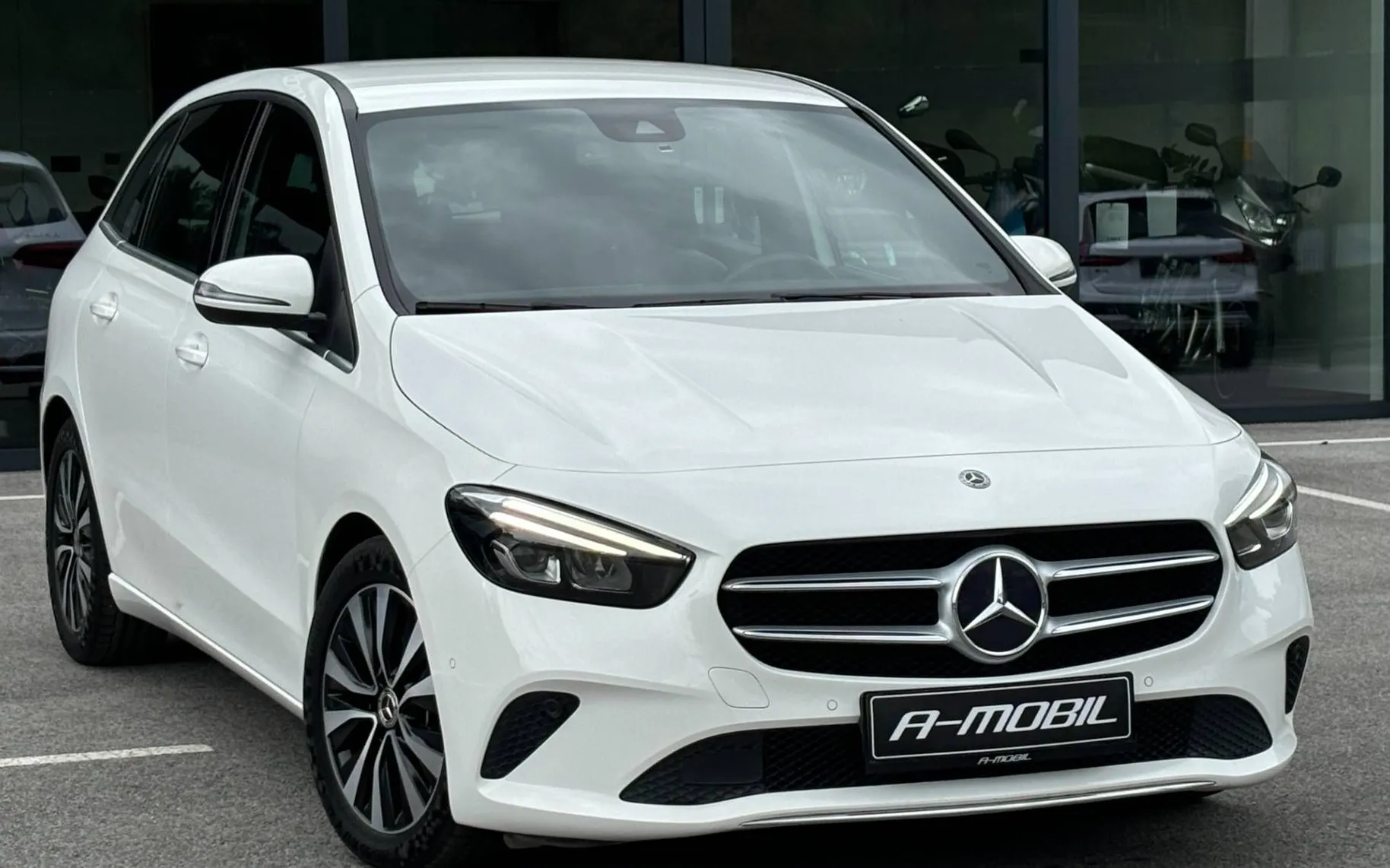 Zunanja slika - Mercedes-Benz B-Razred - B 200 d FUL LED-NAVI-KAMERA... - 2