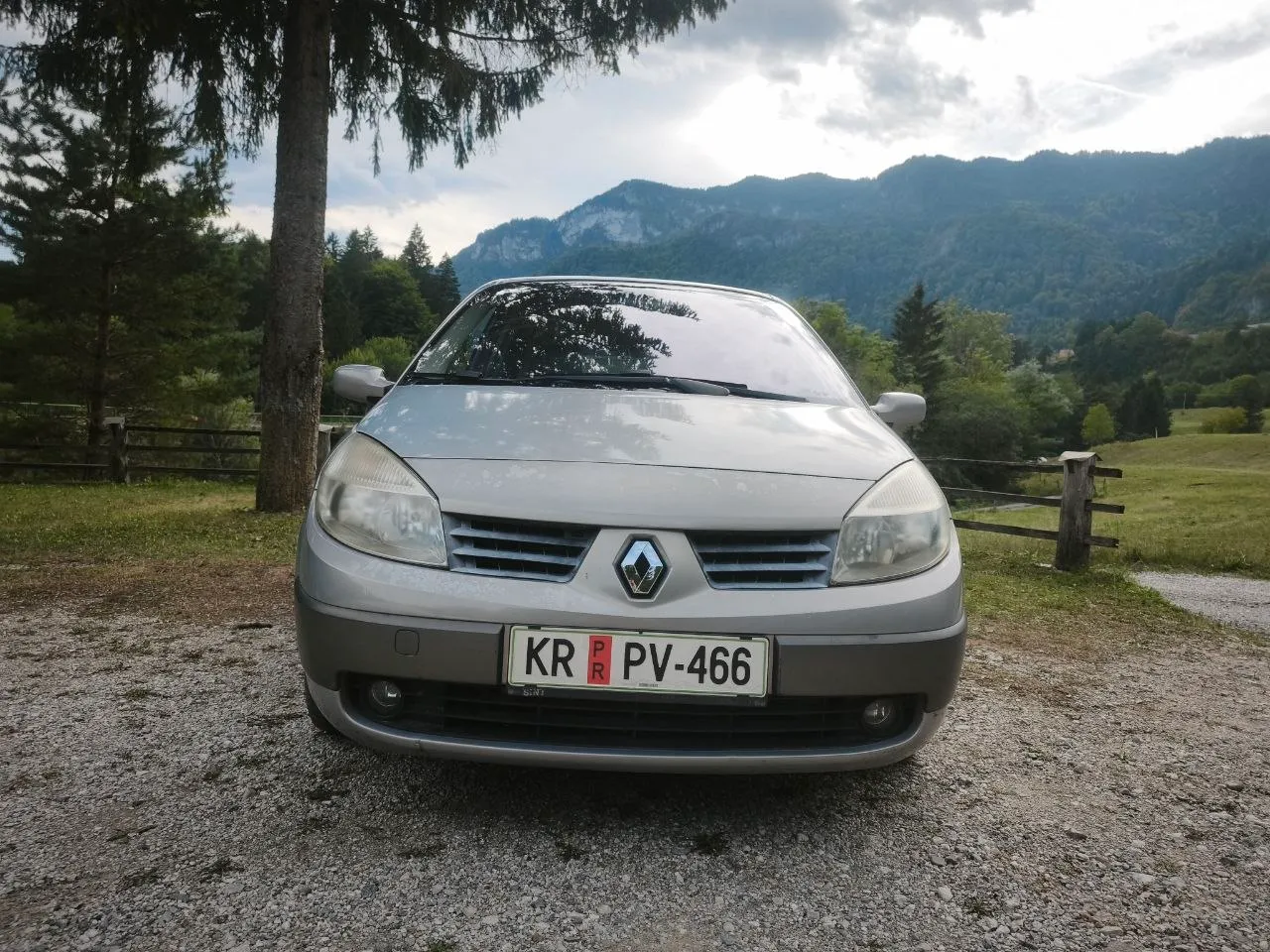 Zunanja slika - Renault Scénic - 1,5 dCi Dynamique Confort - 3
