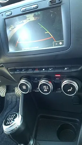 Zunanja slika - Dacia Duster - 4x4 dCi 115 Prestige - SLO poreklo - 5
